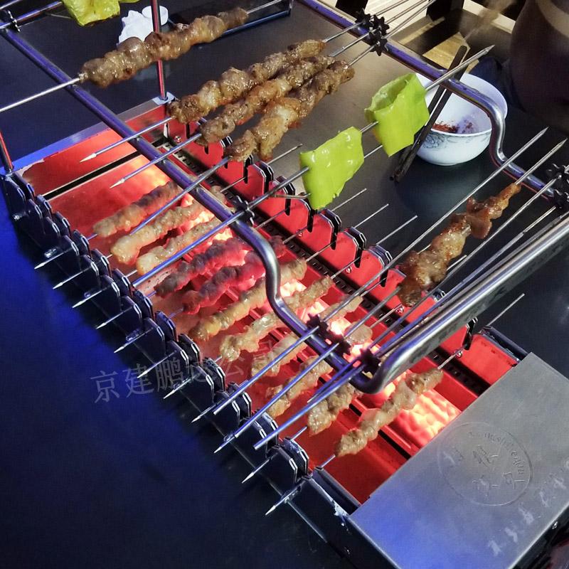 野外旅游全自動(dòng)翻轉(zhuǎn)燒烤爐的使用方法和注意事項(xiàng)