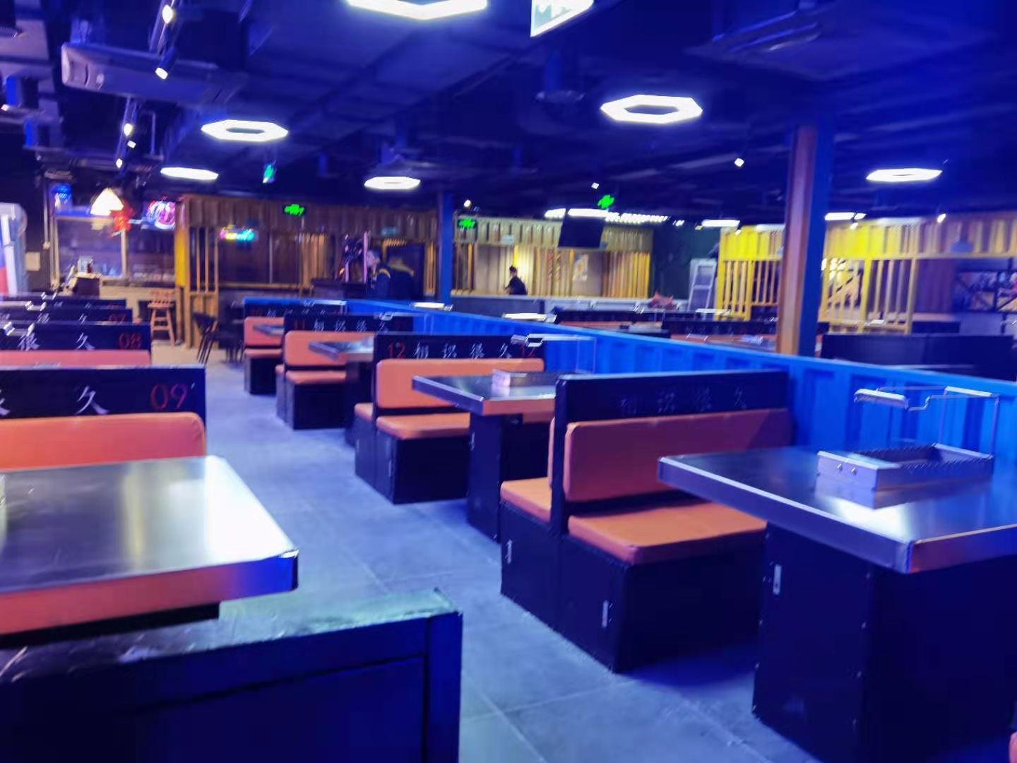 開店的整套無煙燒烤設(shè)備多少錢呢